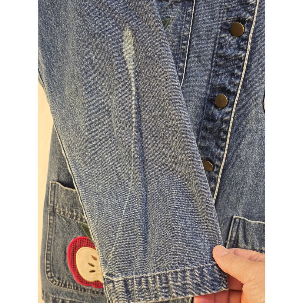 Vintage Mandal Bay Women's Size Medium Apple Embroidered Denim Jacket Cotton 90s - Picture 9 of 16